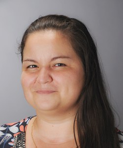 Farmer, Julianna
